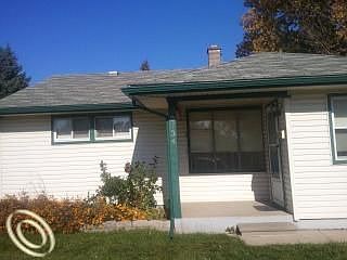 2nd image of 2734 Margaret St