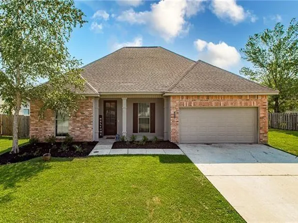 28324 Grand Turk Dr, Denham Springs, LA 70726