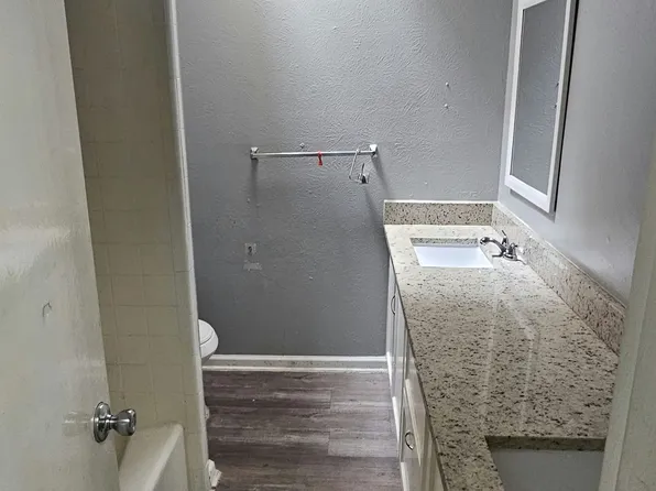4112 Portland St, Irving, TX 75062