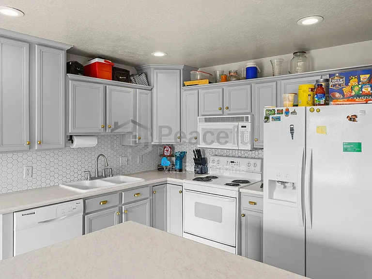 1541 W West Lane Ct — Photo 13