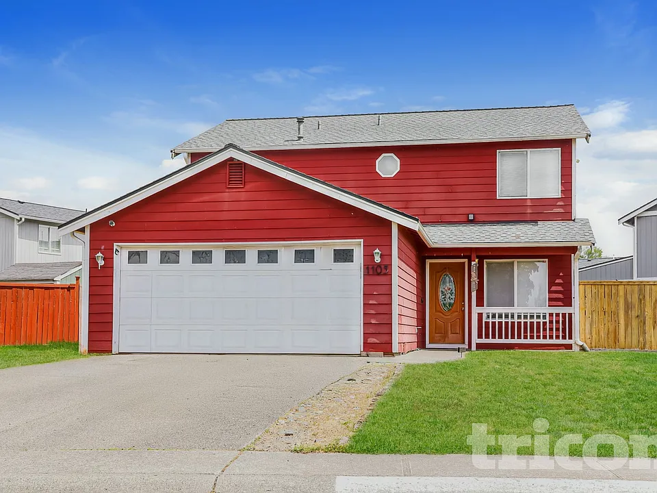 1105 Village Pkwy E