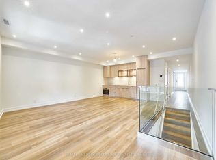 2602 Yonge St, Toronto, ON M4P 2J4