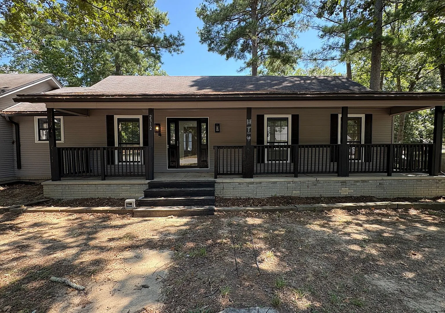 3 Bedrooms 2 Bathrooms $1,875/month — Photo 1