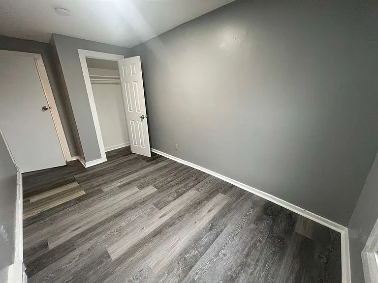 93 Spruce St #1R — Photo 2