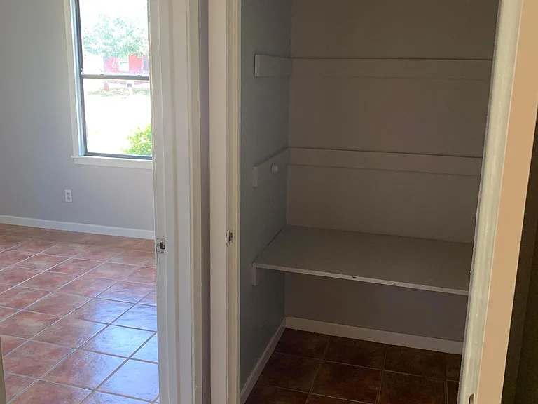 5318 Questa Dr — Photo 5