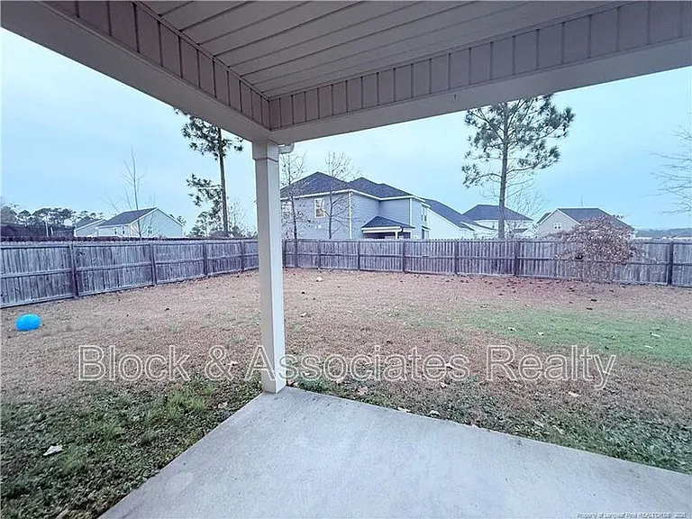471 Century Dr — Photo 21