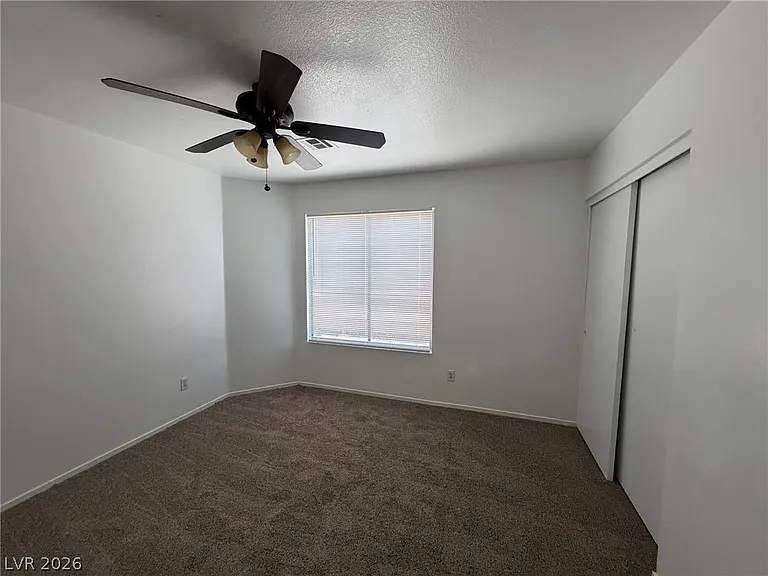 2561 Rosy Sunrise St — Photo 15