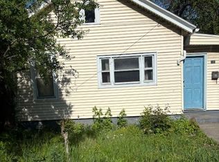 142 Saxton St, Rochester, NY 14611