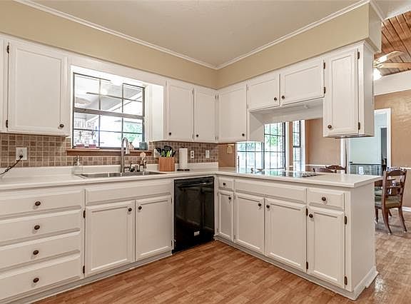4th image of 1447 Inglewood Dr