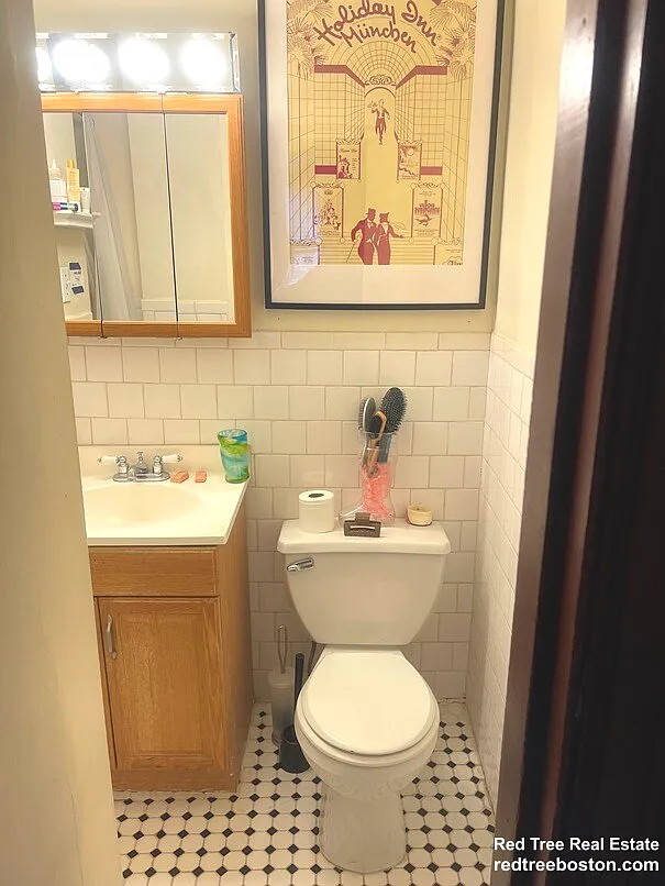 Studio, 350 sqft, $2,300 — Photo 4