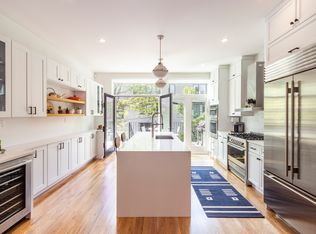 30 Monroe St #2, Brooklyn, NY 11238