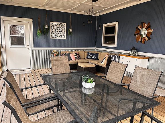 Large screened in porch