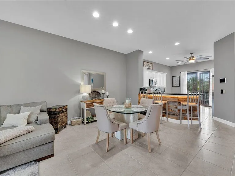 502 Del Sol Cir — Photo 11