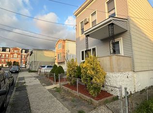 314 6th St FLOOR 2, Fairview, NJ 07022