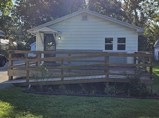 803 Missouri Ave, South Roxana, IL 62087