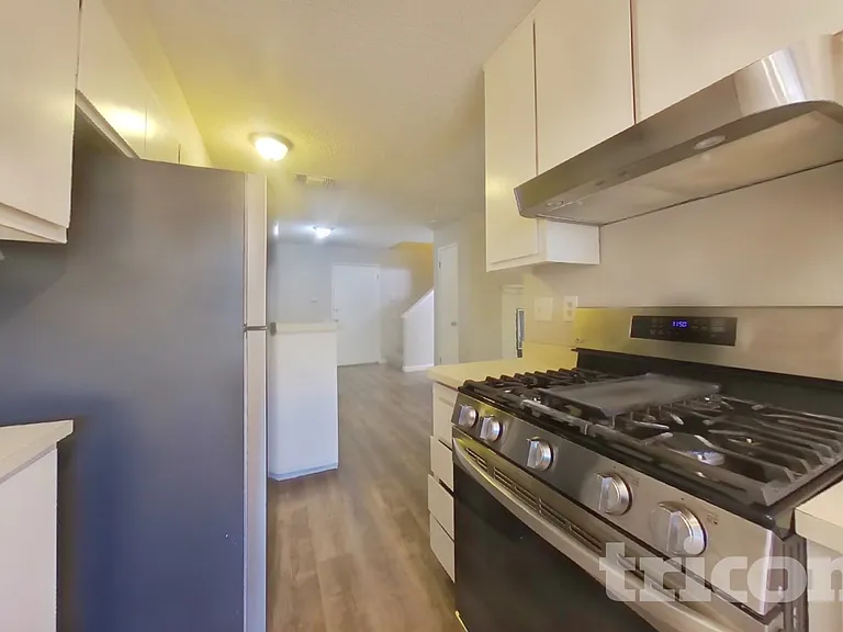 7617 Roberta Ln — Photo 6