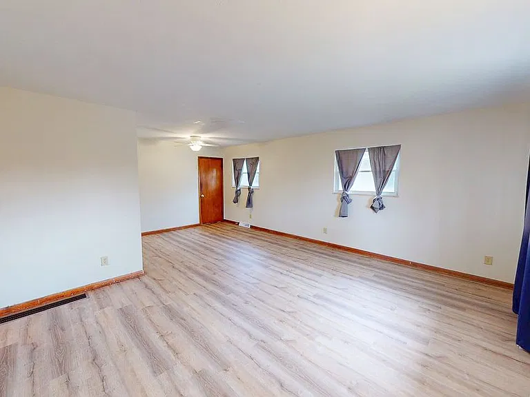 3356 Liv Moor Dr — Photo 2