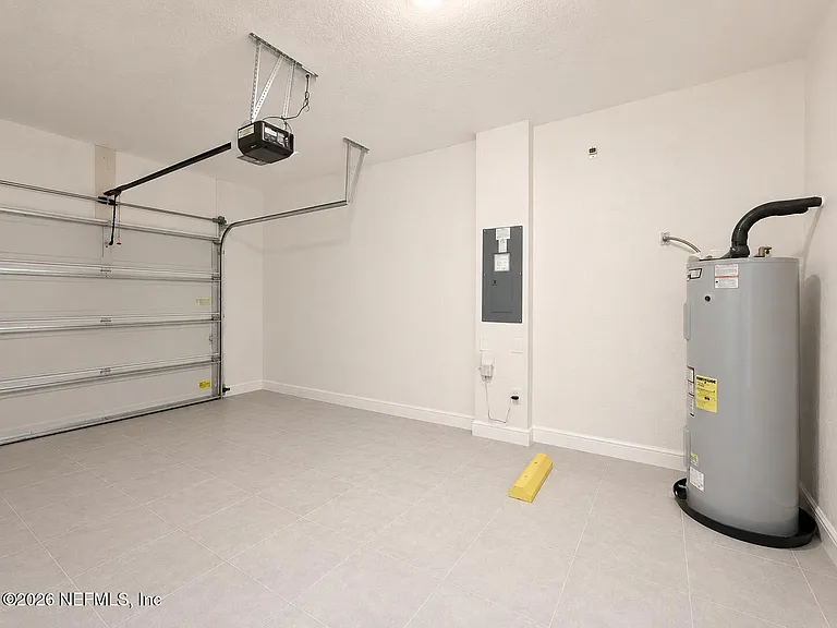 650 Servia Dr — Photo 21