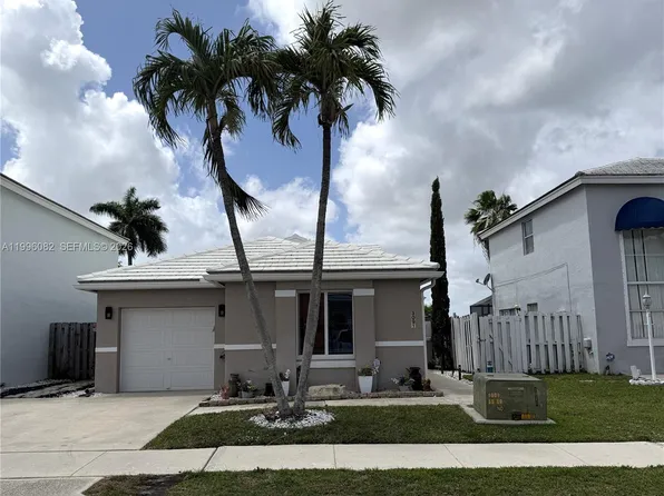 3091 Lighthouse Pl, Margate, FL 33063