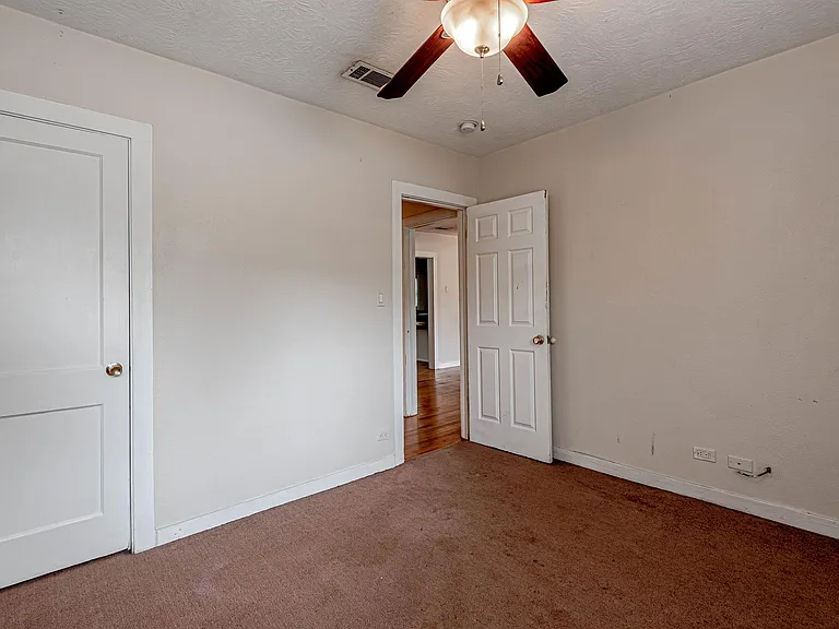 2538 Sycamore Ave — Photo 18