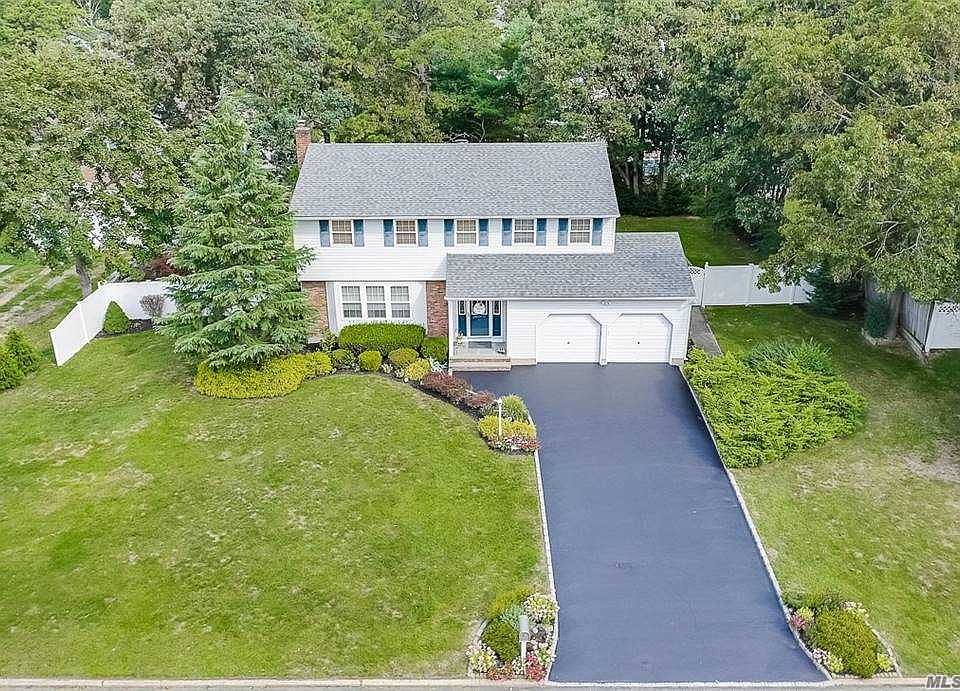 1st image of 25 Cottage Dr