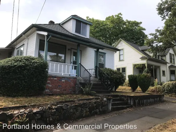 1944 SE Clatsop St, Portland, OR 97202