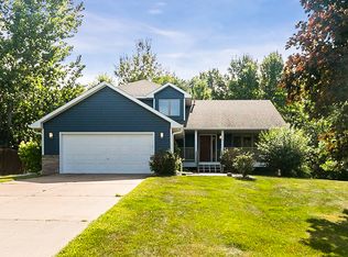 218 Greenbriar Ln, Buffalo, MN 55313