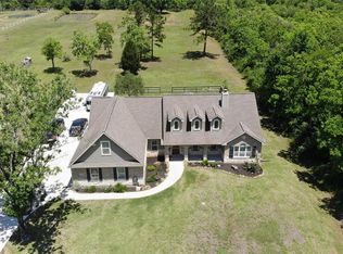 7502 Lewis Ln, Manvel, TX 77578