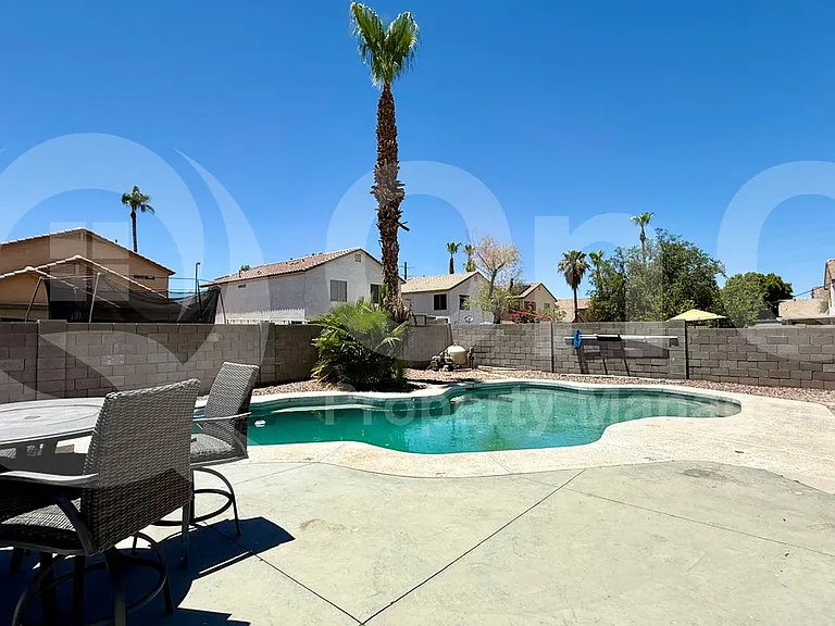 2075 E Appaloosa Rd — Photo 21