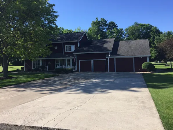 11433 Forest Dr, Plymouth, IN 46563