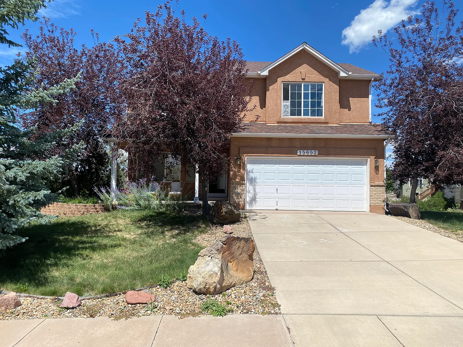 15652 Lacuna Dr — Photo 2