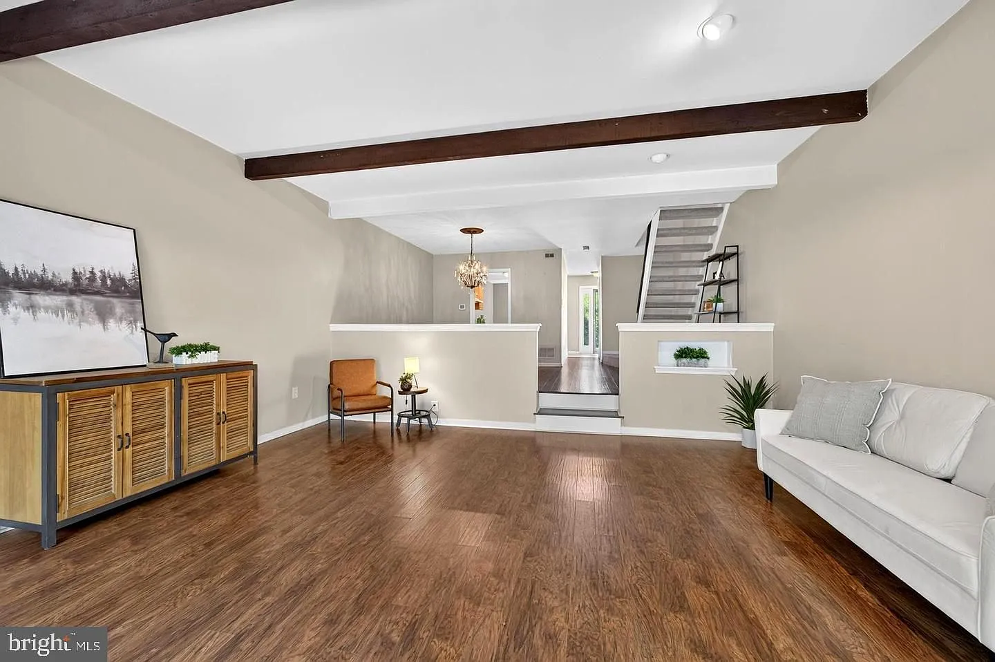 2 bed, 2.0 bath, 1684 sqft, $2,450 — Photo 1