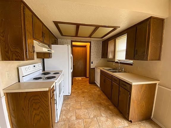 4th image of 1006 Wildoak Dr
