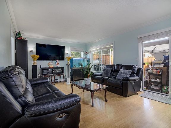 5th image of 13880 74th Ave #120