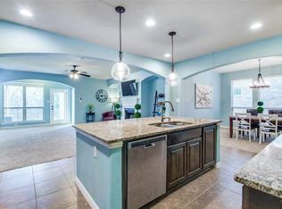 920 Sheldon Rd, Argyle, TX 76226