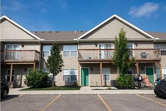 Ashton Place Apartments — Photo 12