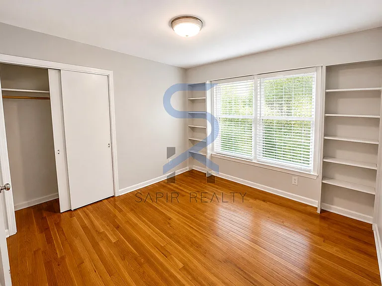 1171 Arborvista Dr NE — Photo 6