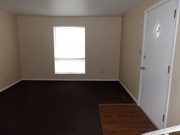 2nd image of 116 Pittsburgh St