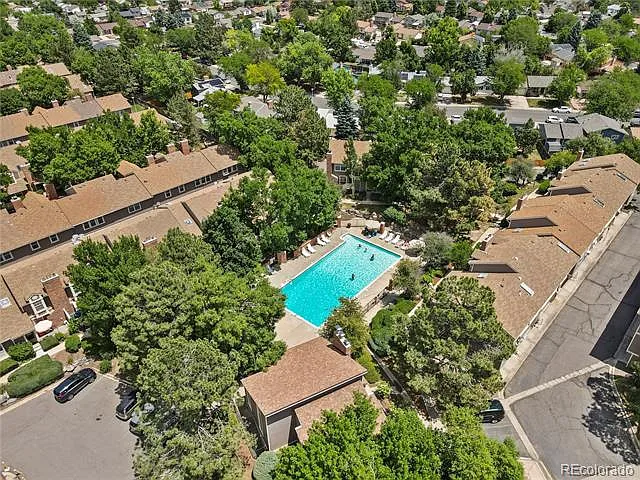 2041 S Helena St #C — Photo 12