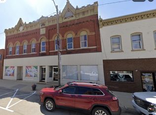 110 1/2 S Main St APT 3, Stockton, IL 61085