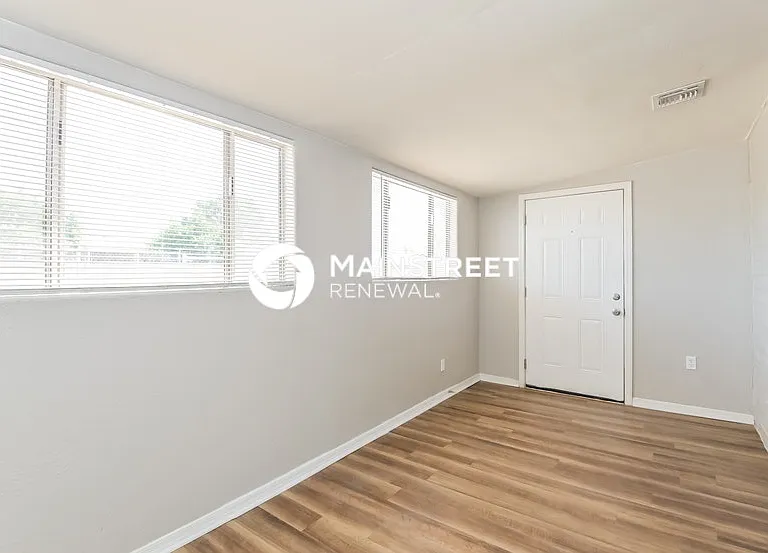 3764 E 27th Pl — Photo 11