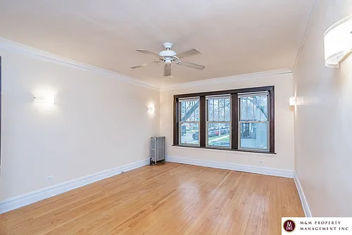 327 Harrison St Photo 1
