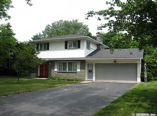 38 Dawnhaven Dr, Rochester, NY 14624