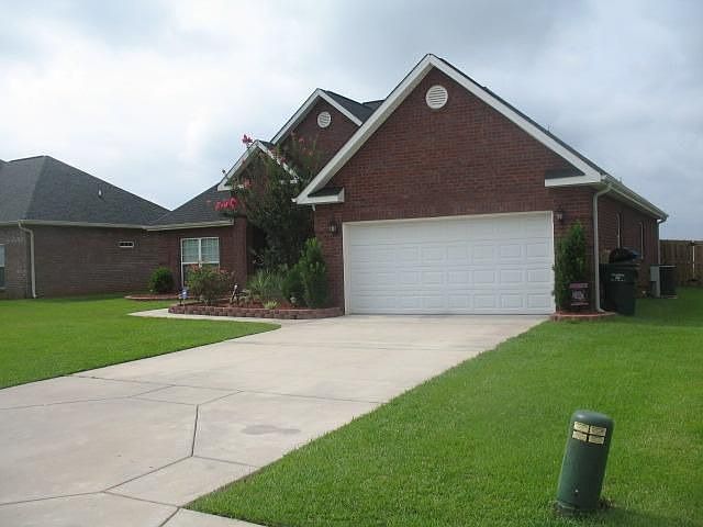 1st image of 219 Sedgebrooke Dr