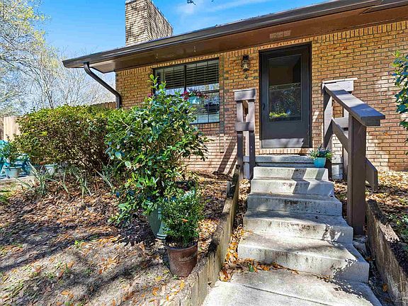 2nd image of 9345 Chisholm Rd APT K4