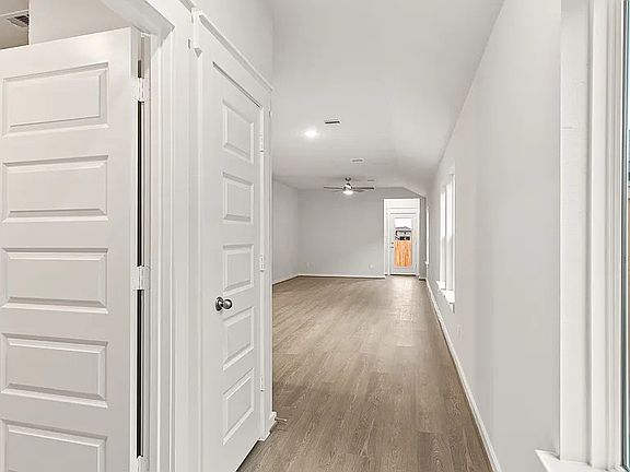 2nd image of 4519 Pinehurst Trace Dr