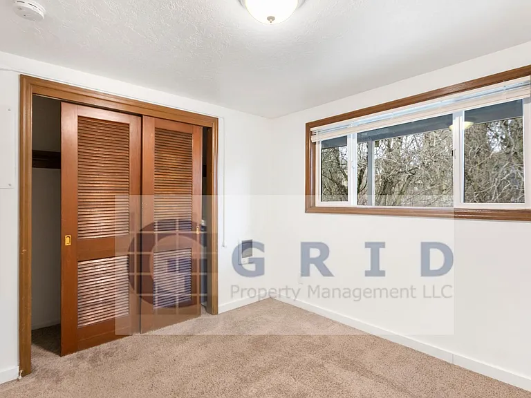 3213 SW Marigold St — Photo 15