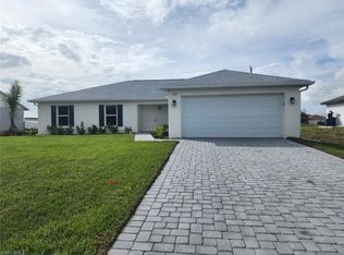 1152 NW 1st Pl, Cape Coral, FL 33993