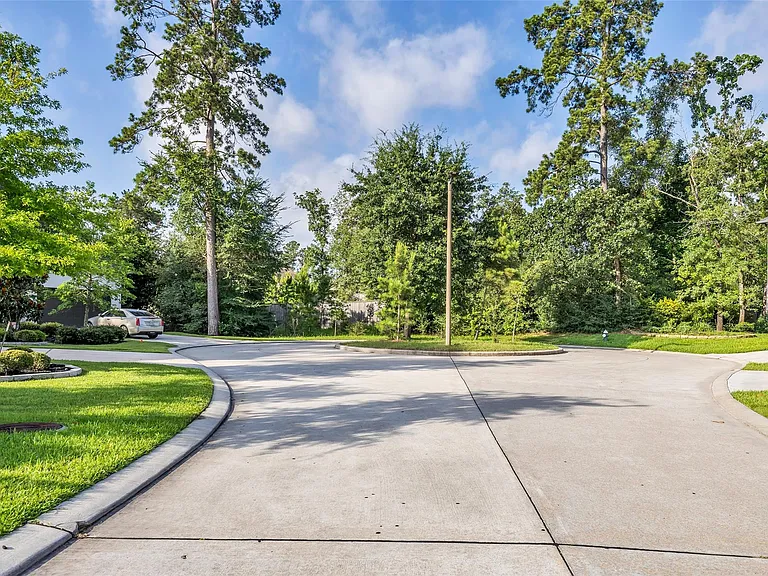 16 Clearview Terrace Pl — Photo 37