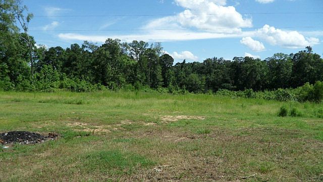2nd image of 150 County Road 483 S